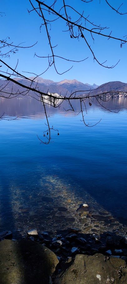 Acque profonde — Lago d'Orta, fotografia di Patrizia Franzina